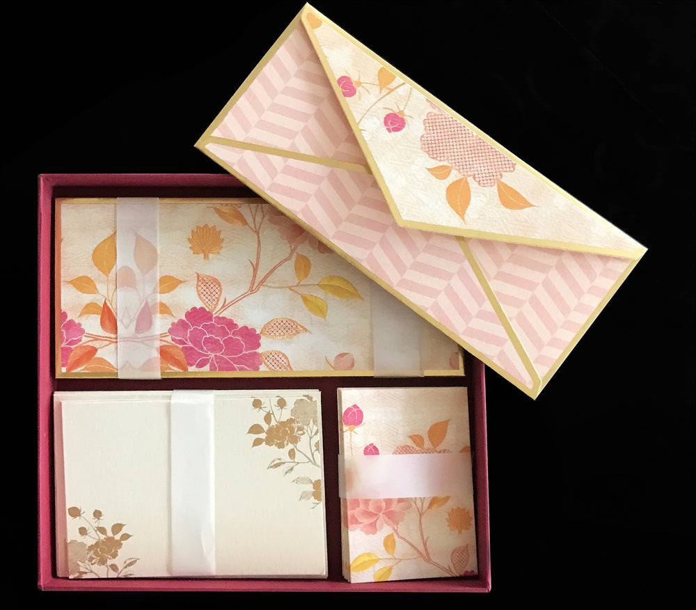 
                
                    Load image into Gallery viewer, Mandarin Pink Box Set
                
            
